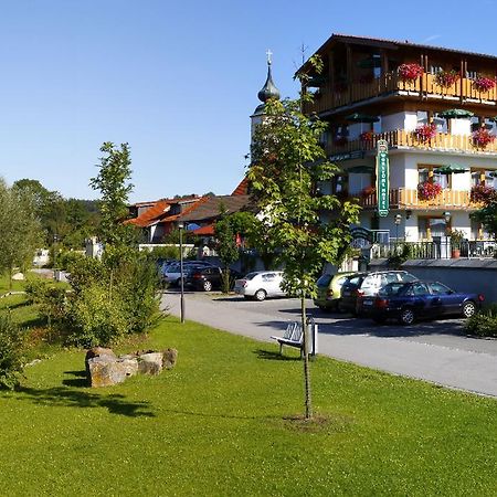 Hotel Restaurant Zum Goldenen Anker Mit Hallenbad & Wellnessbereich Windorf  Exteriör bild